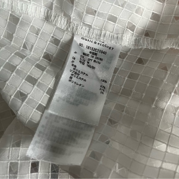 EARTH MUSIC ECOLOGY sz M White Window Pane Short Sleeve Blouse Navy Trim - Picture 5 of 6